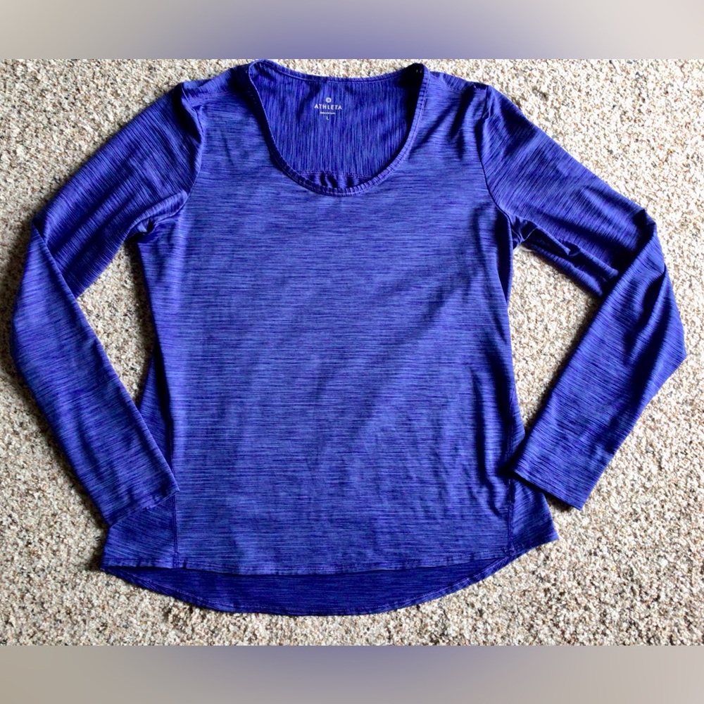 Athleta Chi Long Sleeve Blue L Large Top Unstinkable Wicking SPF UPF 30 T Shirt